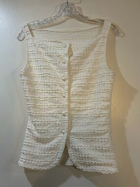 White Textured Sleeveless Top Pearl Buttons Tank Womens SHEIN Womens Sz Small